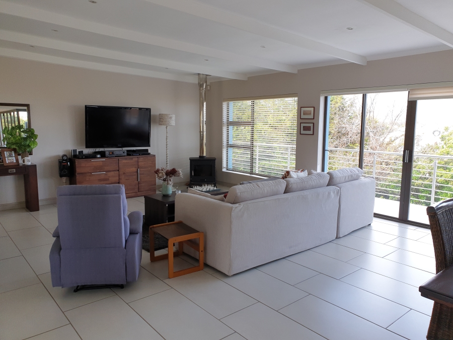 4 Bedroom Property for Sale in Heldervue Western Cape